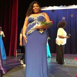 Dress for sale‼️Worn once. Was a pageant dress.